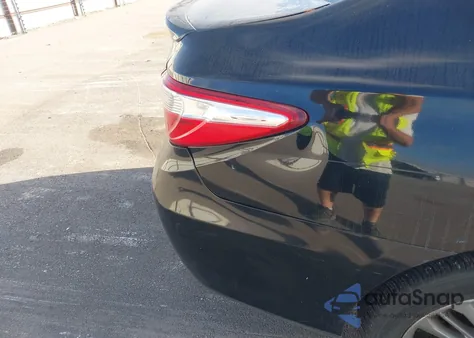 2015 Toyota Camry Se from USA, damaged, VIN 4T1BF1FK9FU108796